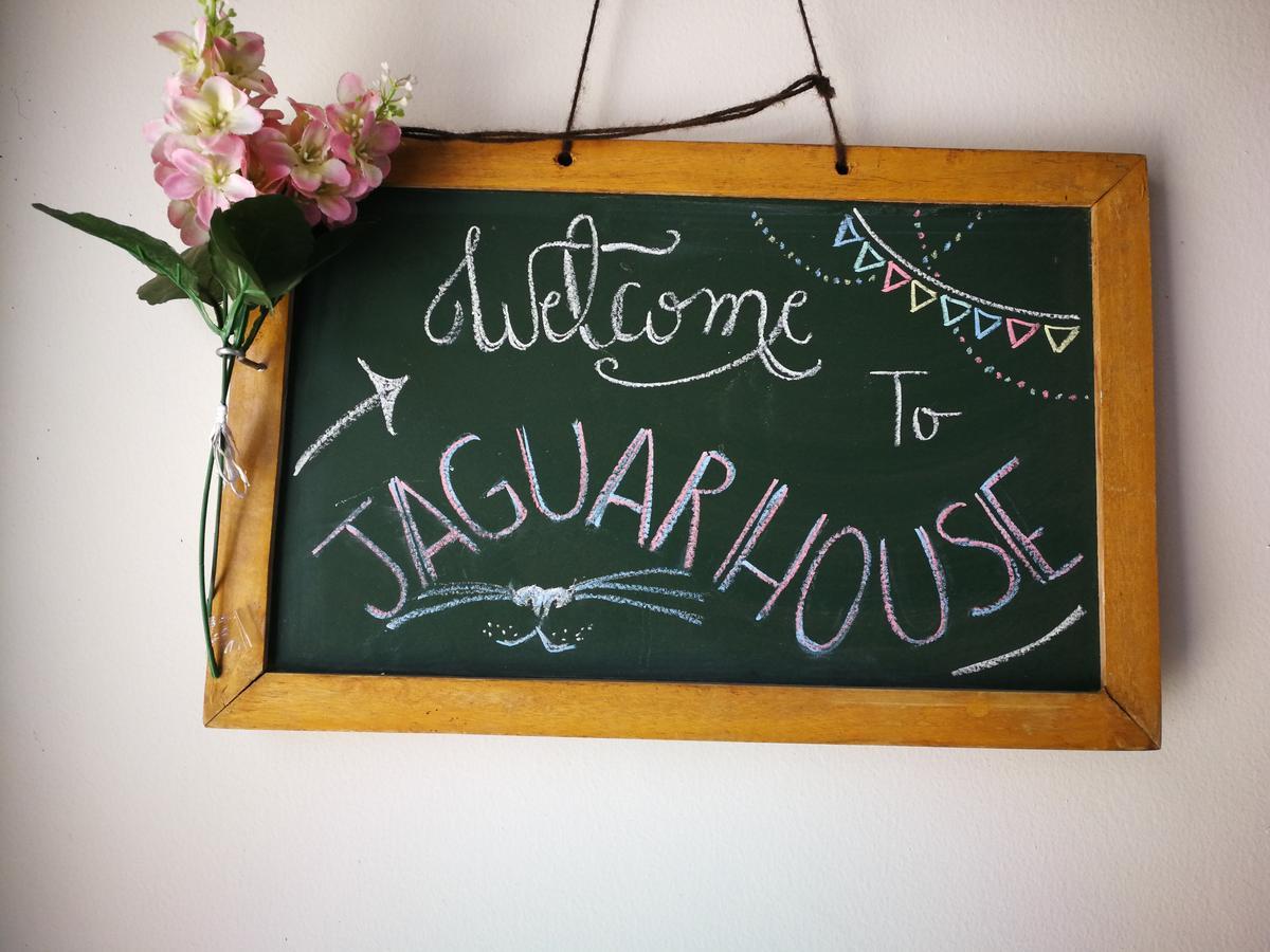 Jaguar House Hostel Cochabamba Exterior photo