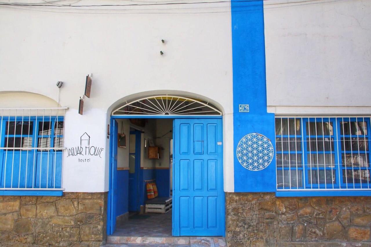 Jaguar House Hostel Cochabamba Exterior photo