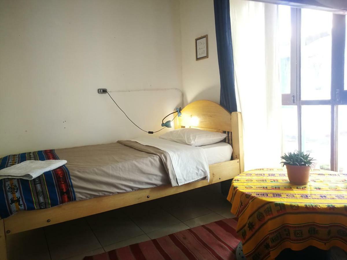 Jaguar House Hostel Cochabamba Exterior photo
